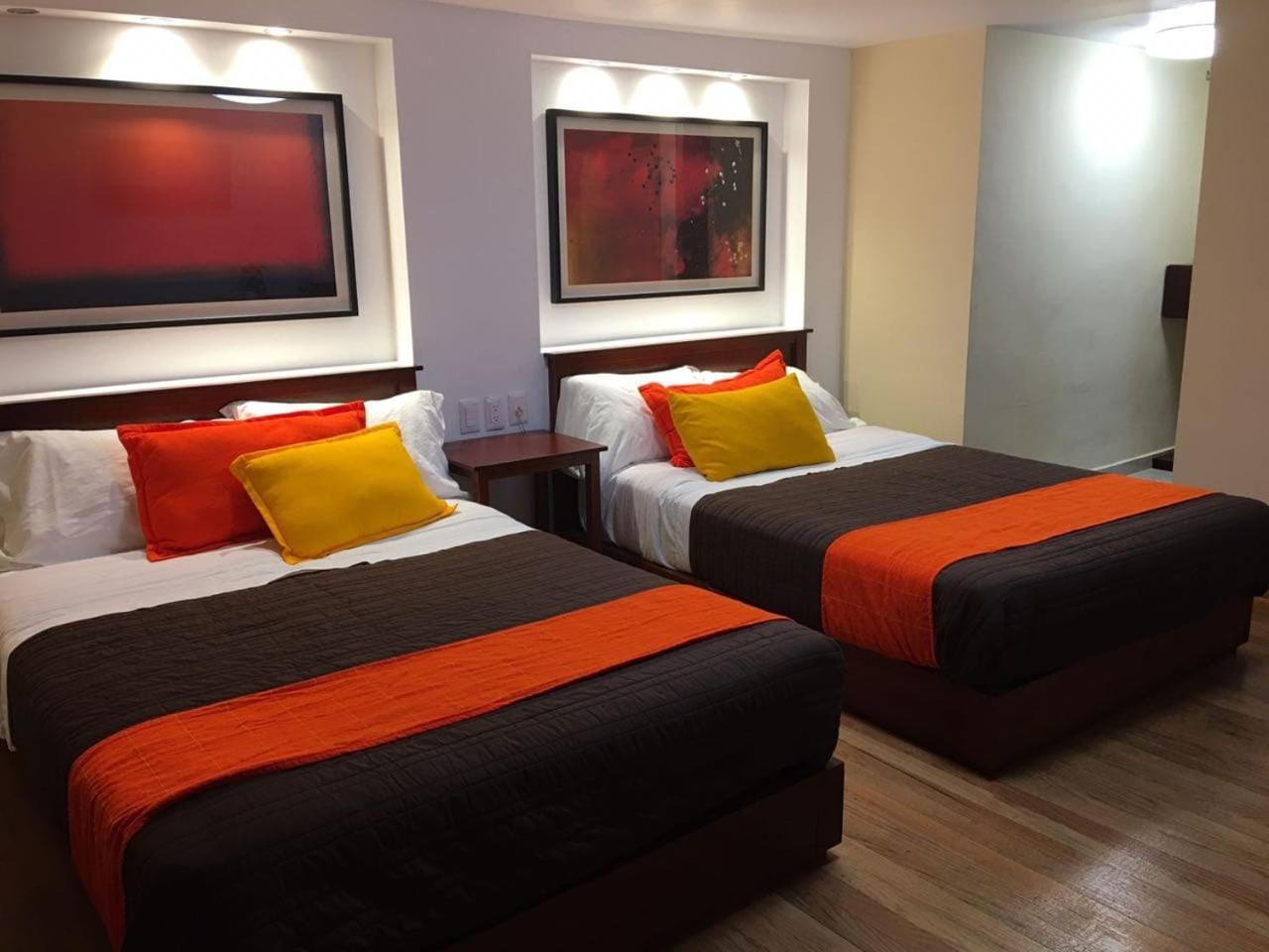Hotel Santa Lucia Del Bosque 3*