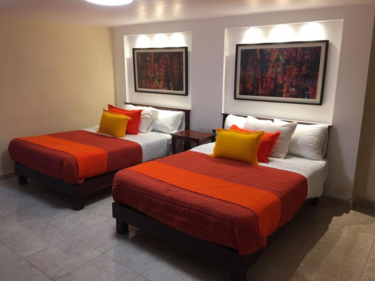 Hotel Santa Lucia Del Bosque