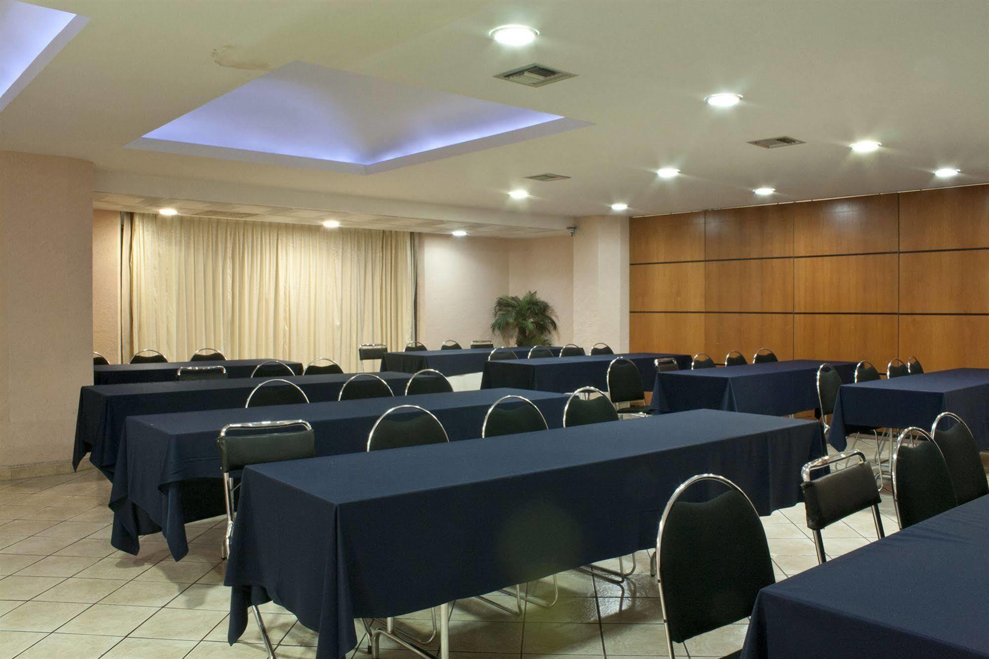Real Plaza Hotel