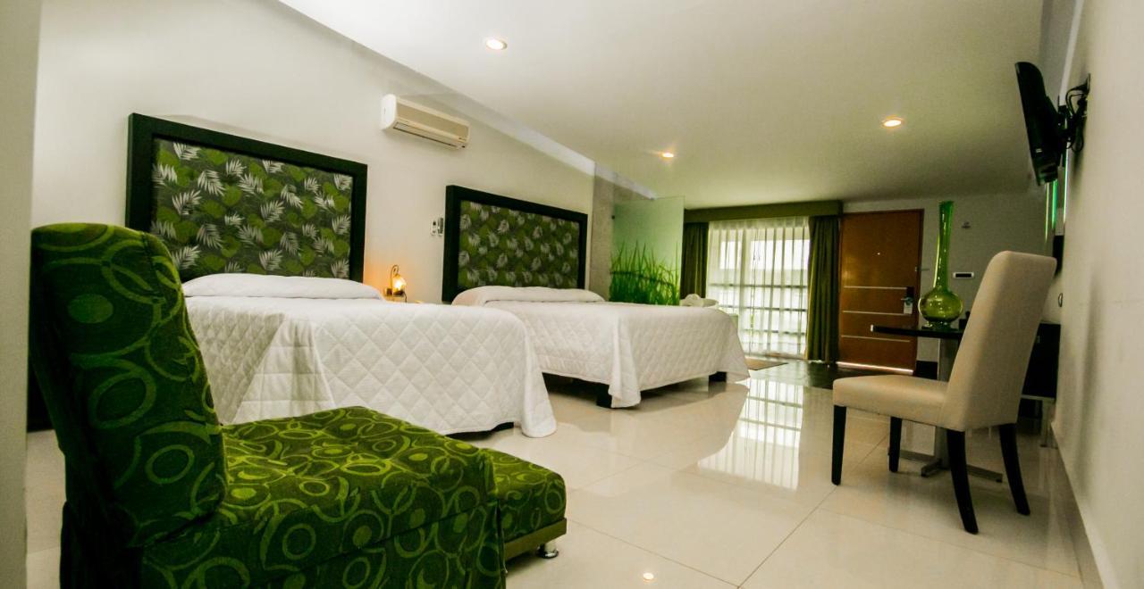 Maria Dolores Hotel 4*
