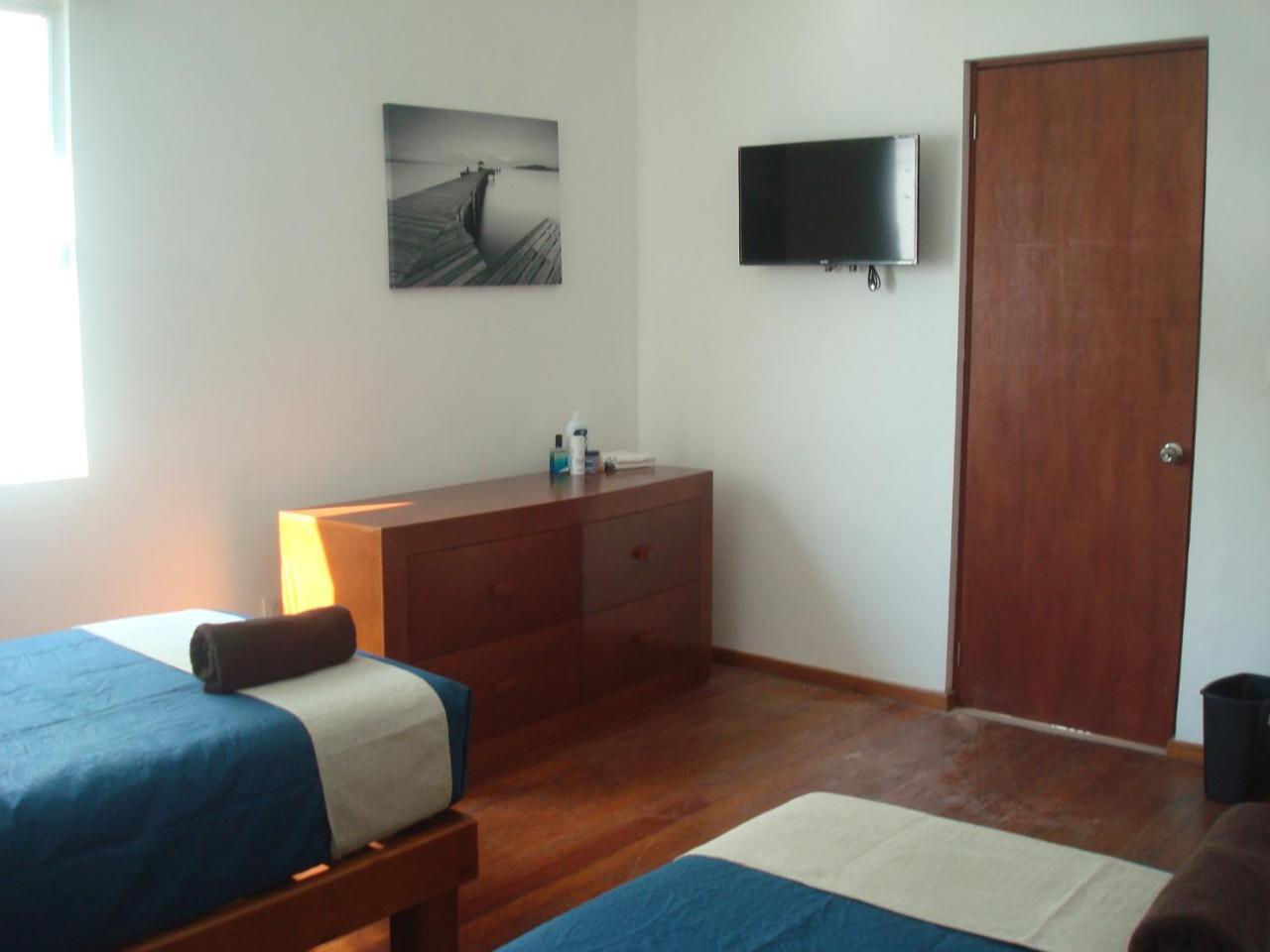 Pensión Casa Mariel 3*