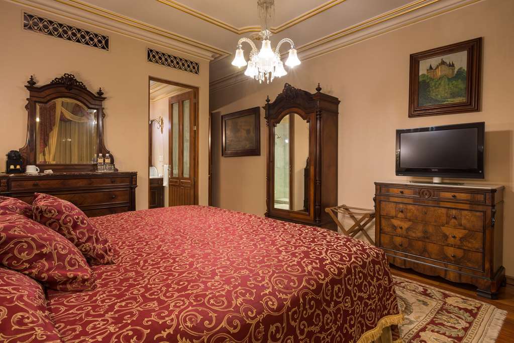 Hotel Quinta Real Palacio San Agusti 4*
