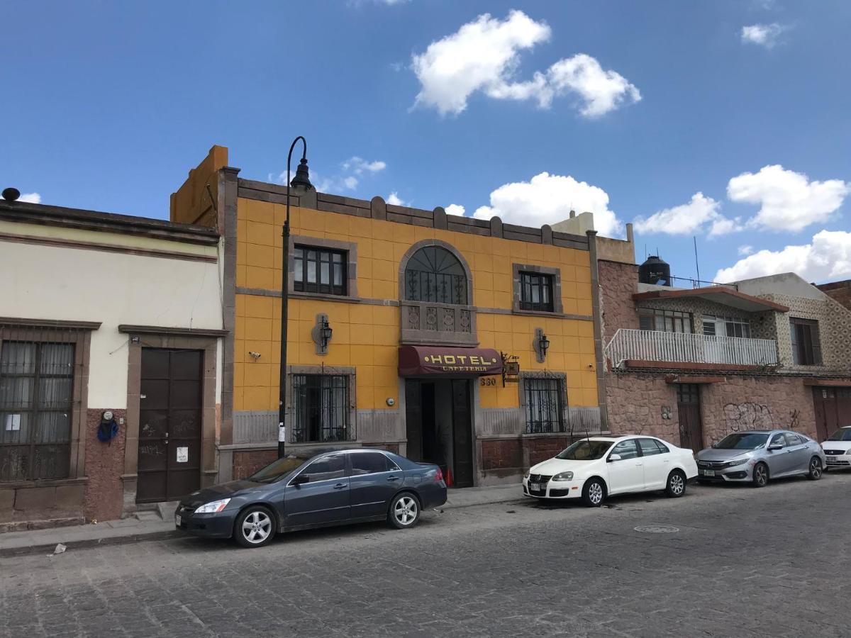 La Estación Inn 2*
