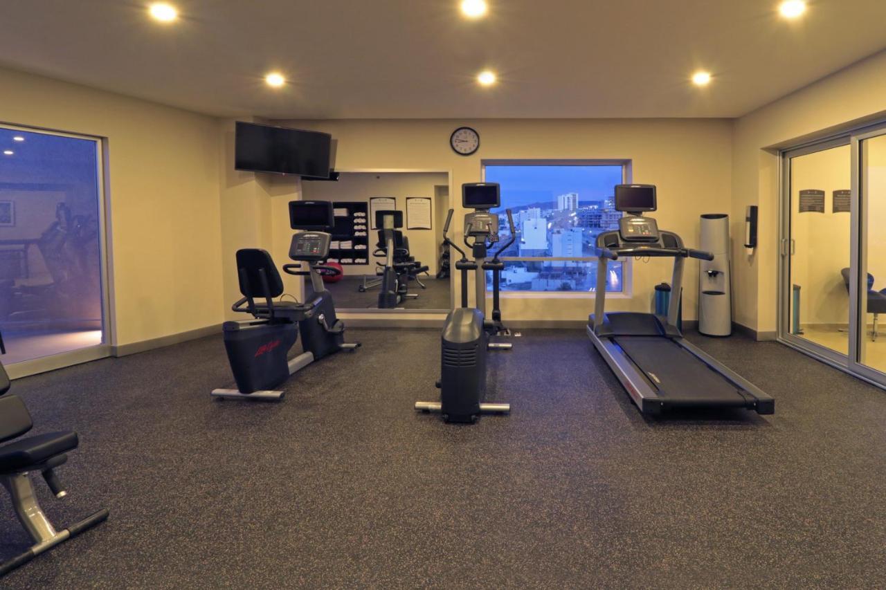 Staybridge By Ihg Hotel