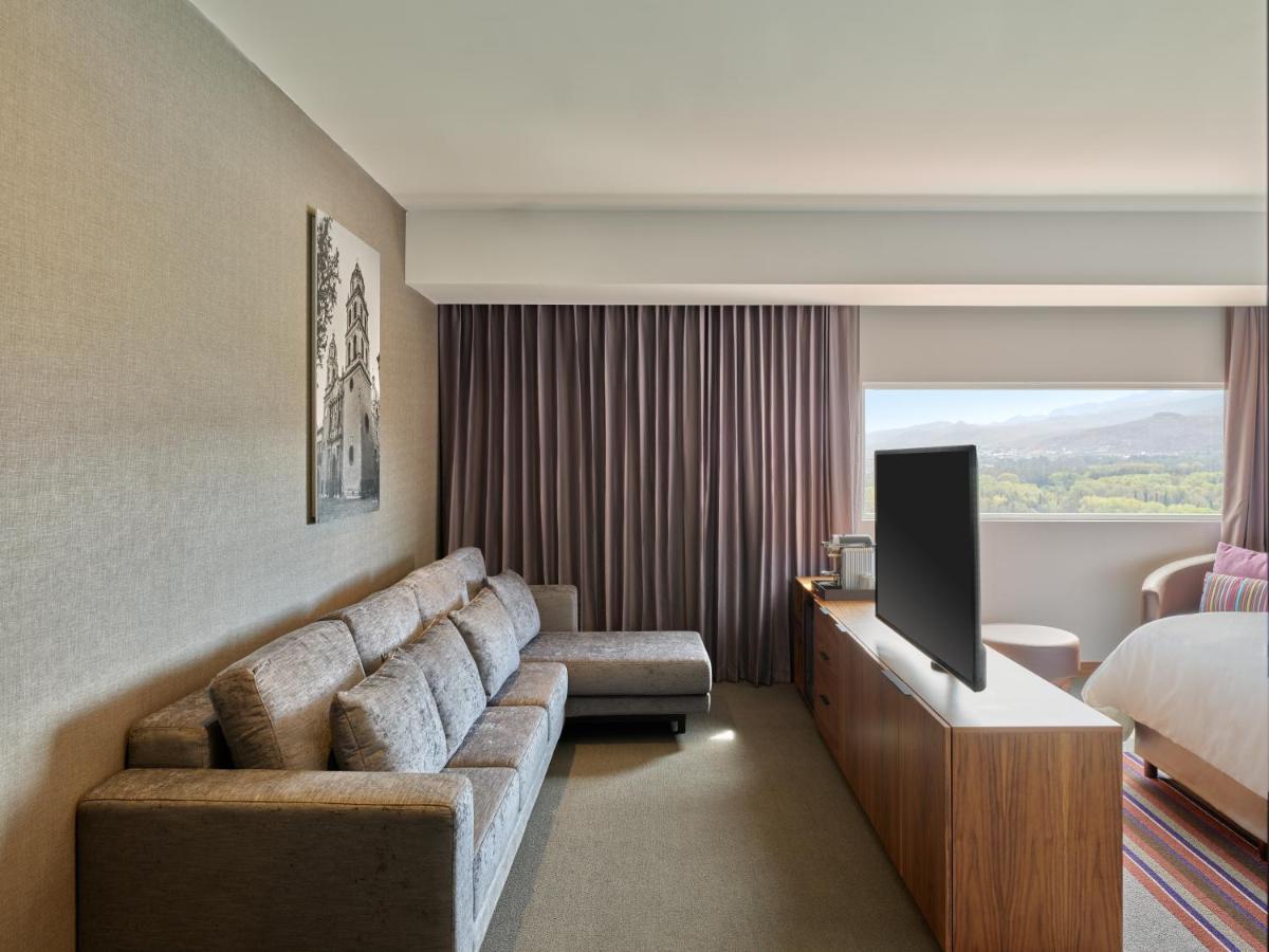 Hotel Fiesta Americana